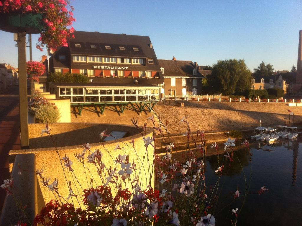 Les Ondines Les Hauts-d'Anjou Exterior foto